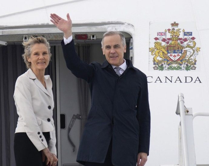 Canada India trade - Canadian and Indian flags side by side representing bilateral trade relations