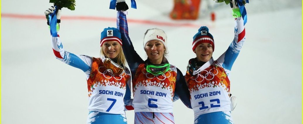 Mikaela Shiffrin Olympic gold - Mikaela Shiffrin competing in Olympic slalom skiing race